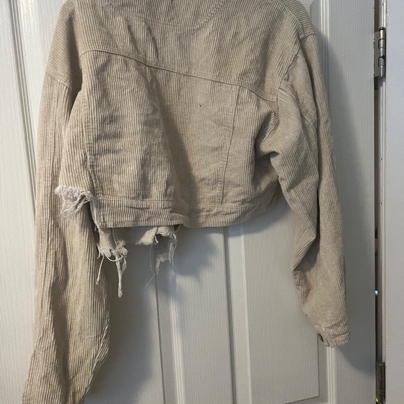 12th Tribe Cropped Tan Jacket - Picture 6 of 9